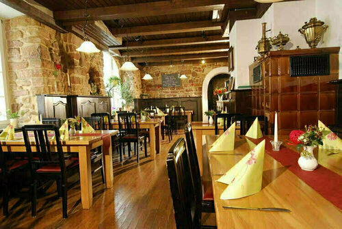 Wirtshaus zum Pferdemarkt, Забронировать Отель Отели Саарбург с завтраком, рядом с Канатная дорога Saarburger, Завтраки