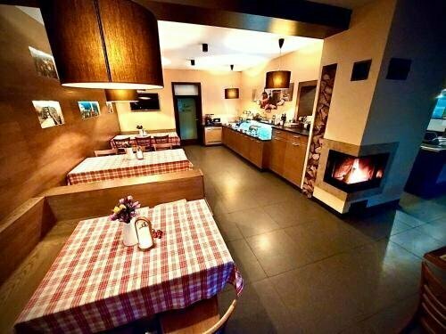 Hotel & Restaurant Pod Kaštany, Забронировать Отель Крупка Усти-над-Лабем