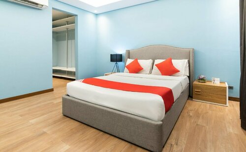 Oyo 146 Solace Hotel, Забронировать Отель Сити-оф-Макати Национальный Столичный регион