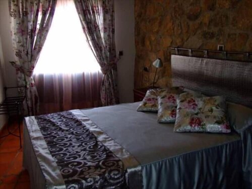 Hostal Rural las Nogalas, Prenota Hotel Montánchez 