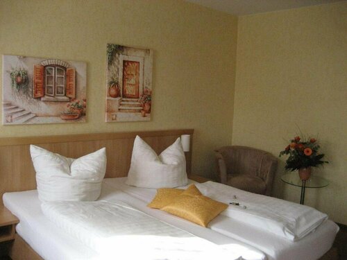 Altstadthotel Schex, Забронировать Отель Отели Альтёттинг 3 звезды, 3*