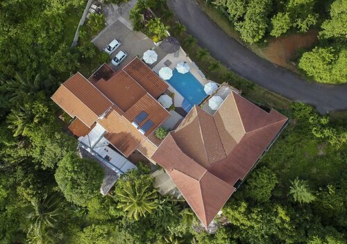 Carana Hilltop Villa, Reserva ahora Villa Cabañas en Glacis, Cabaña