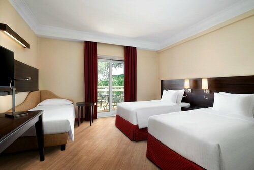 Courtyard by Marriott Rome Central Park, Забронировать Отель Трионфале Рим, рядом с Католический университет Святого Сердца