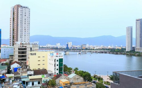 Centre Hotel, Забронировать Отель Недорогие отели Дананга муниципалитета, рядом с Мост влюбленных в Дананге, недорого