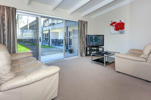 Palm Pacific Resort & Motel, Buchen Sie Motel Whangamata 
