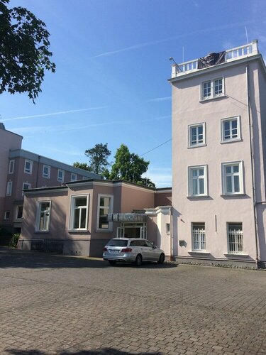 Hotel Villa von Sayn, Buchen Sie Hotel Rheinbreitbach Siebengebirge