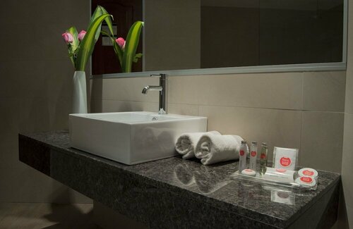 Hotel Reina Isabel, Book Hotel Hoteller i Quito med parkering, Parkering