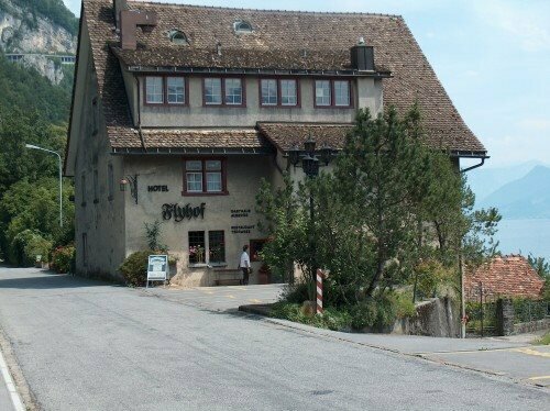 Flyhof, Prenota Hotel Amden Lago di Walen