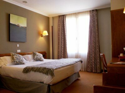 Hotel Gernika, Забронировать Отель Герника-и-Луно Urdaibai, рядом с Great Figure in a Shelter