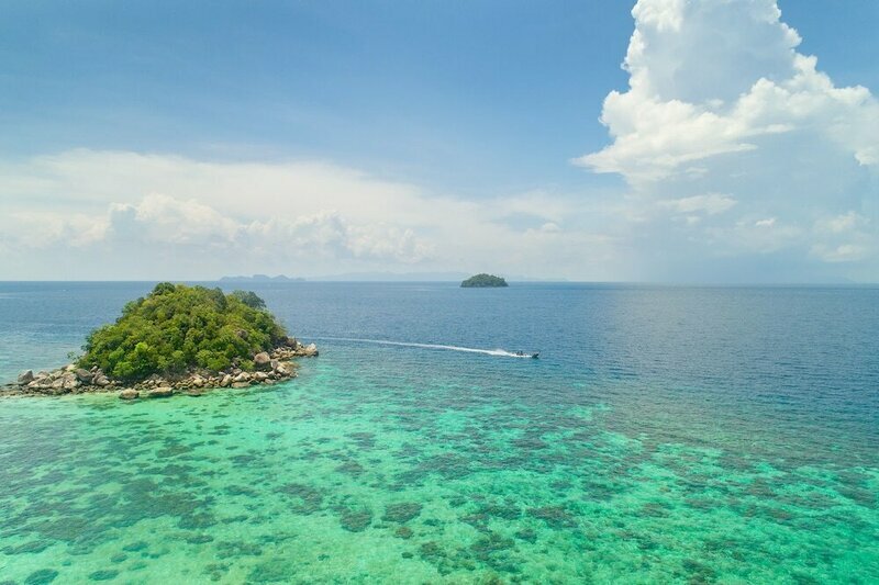 Sky Beach Travel & Hostel