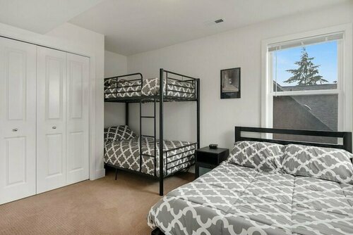 Seattle Vacation Home: The Gallery, Забронировать Дом для отпуска Сиэтл штат Вашингтон