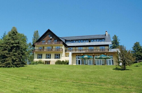 Hotel Haus am Ahorn, Book Hotel Hotels in Saxony with Parking, Parking
