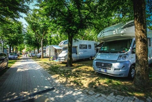 Camping Parco Capraro, Забронировать Кемпинг Кемпинги и глэмпинги Riviera Ovest, Кемпинг