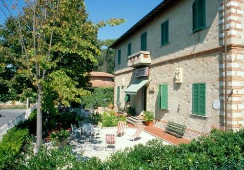 Hotel Grande Italia, Забронировать Отель Марина-ди-Пьетрасанта Версилия