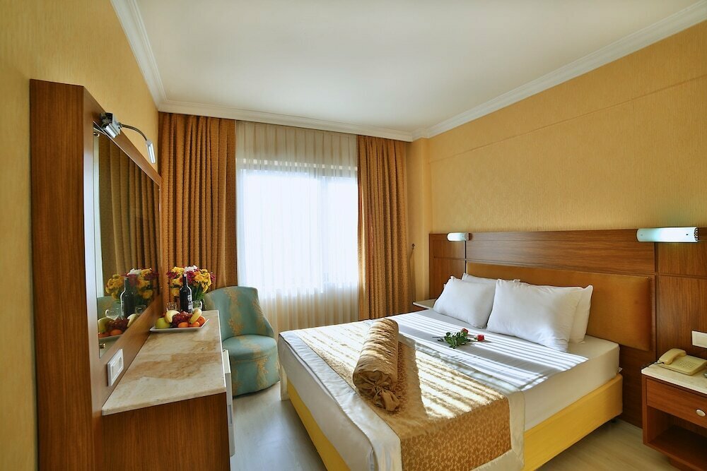 The Center Hotel