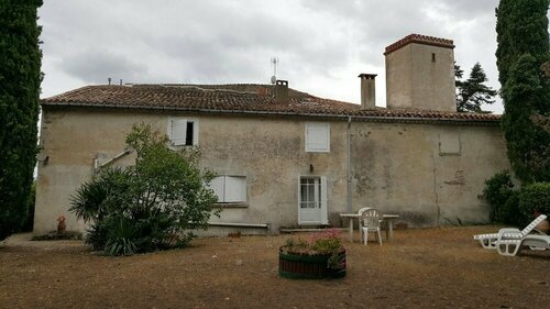 Le Domaine Du Chapitre, Book Bed and Breakfast Hoteller i Carcassonne med pool, Swimmingpool