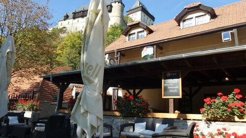 U Královny Dagmar, Prenota Hotel Karlštejn 