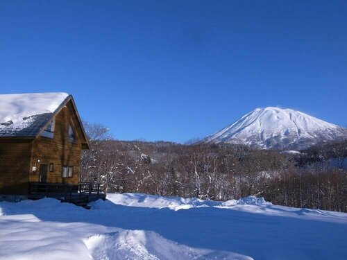 Niseko Cottage Akagera, Забронировать Дом для отпуска Коттеджи Куттян, Коттедж