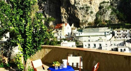 Amalfi Antica, Забронировать Отель Амальфи Побережье Амальфи, рядом с Amalfi Cathedral