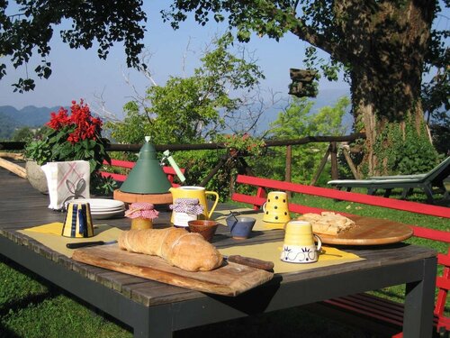 Agriturismo Le Noci, Забронировать Фермерский дом Отели Тарцо с парковкой, Парковка