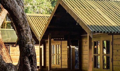 Royal woods By DLC RESORTS, Забронировать Отель Калангут Северный Гоа, рядом с Infantaria