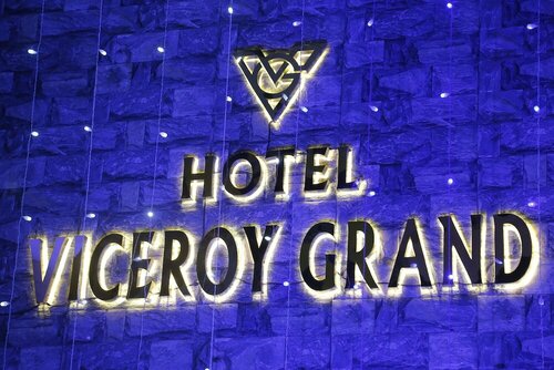 Ostin Viceroy Grand, Забронировать Отель Отели Гунтур 3 звезды, 3*