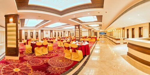 The Grand Ambassador, Book Hotel Billige hoteller i Punjab