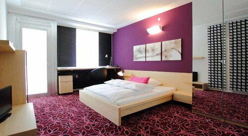 College Garden Hotel, Rezerwuj Hotel Bad Voeslau 