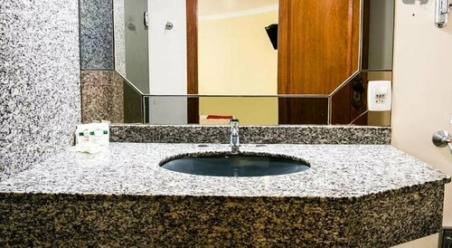 Hotel Villa Rica, Забронировать Отель Отели Рио-де-Жанейро с завтраком, рядом с Культурный центр Каикса в Рио-де-Жанейро, Завтраки