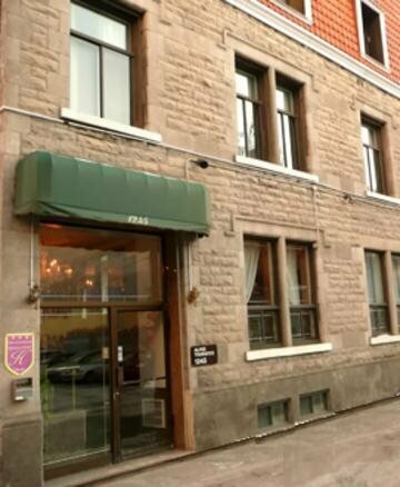 M Montreal Hostel, Забронировать Хостел СПА-отели Монреаля, рядом с National Library and Archive Centre of Quebec, SPA-услуги