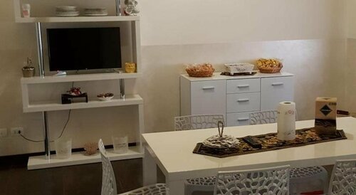 Da Elena B&B, Забронировать Отель «постель и завтрак» Отели Борго Венеции - Сана Микеле с парковкой, Парковка