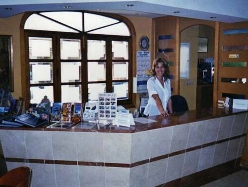 Hotel Leblón, Забронировать Отель Эль-Ареналь Майорка, рядом с Caló de Sant Antoni