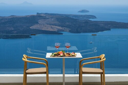 Ira Hotel & Spa, Забронировать Курортный отель Фиростефани Santorini Caldera