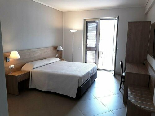 Arenaria room & breakfast Ganzirri, Забронировать Отель Мессина Сицилия