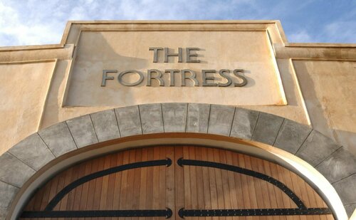 Курортный Отель The Fortress, Забронировать Курортный отель Хабарадува Округ Галле