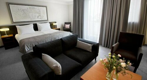 Benefis Boutique Hotel, Забронировать Бутик-отель Отели Кракова с парковкой, рядом с Главная рыночная площадь, Парковка