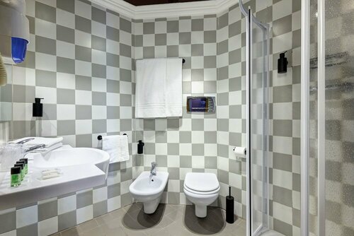 Best Western Hotel Roma Tor Vergata, Rezerwuj Hotel Hotele w Lacjum z basenem, Basen