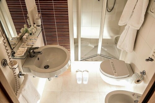 Hotel Sisto V, Rezervați Hotel Hoteluri în Lazio cu mese, Demipensiune / Pensiune completă