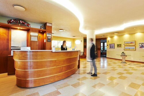 Primhotel, Забронировать Отель Отели Одерцо 4 звезды, 4*
