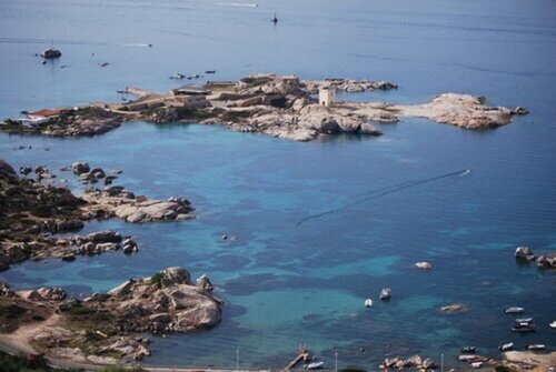 尼多达图依拉酒店, 预订 酒店 马达莱纳 Maddalena Archipelago