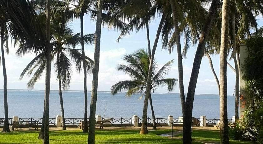 Plaza Beach Hotel