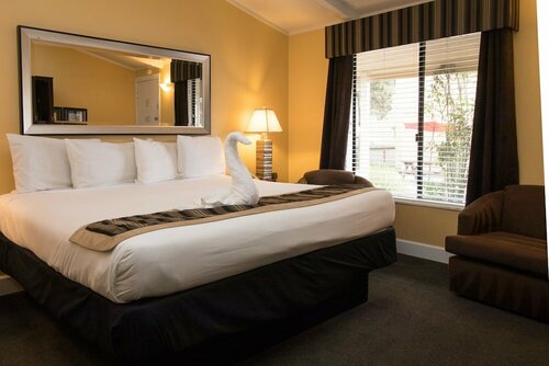 Monterey Peninsula Inn, Забронировать Отель Пасифик-Гров Виноградники Монтерей