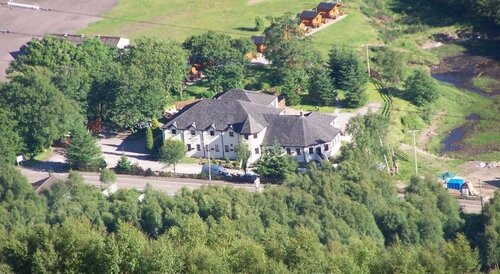 MacDonald Cabins, Book Chalet  
