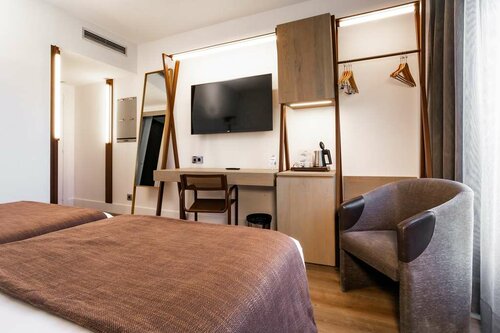 Best Western Plus Hotel Alfa Aeropuerto, Забронировать Отель Отели Сантс-Монжуик 4 звезды, 4*