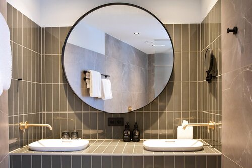 Hotel Indigo Vienna - Naschmarkt by IHG, Забронировать Отель 05. Маргаретен Вена