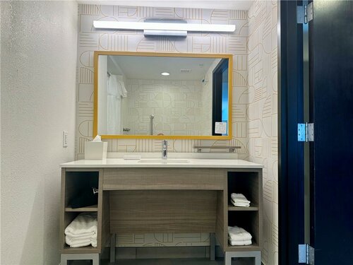 Home2 Suites Rahway, Nj, Забронировать Отель Отели Нью-Джерси с парковкой, Парковка