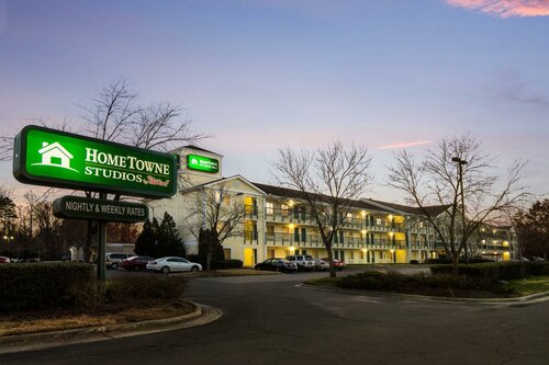 Suburban Studios Durham-Raleigh, Забронировать Отель Дарем Raleigh-Durham Metropolitan Area