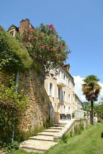 Les Magnolias holiday homes, Rezerwuj Hotel Lalinde Red Perigord