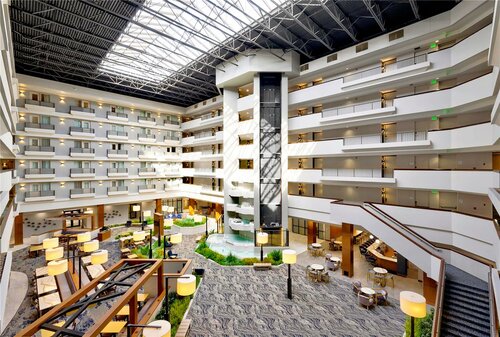 DoubleTree by Hilton Davenport, Buchen Sie Hotel Davenport Quad Cities