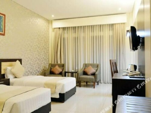 New Ayuda Puncak Hotel, Rezervovat Hotel Hotely v Cipayung s bazénem, Bazén